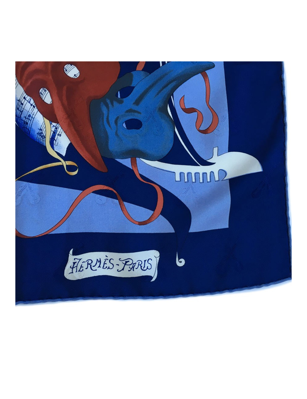  Carré HERMES "Fêtes Vénitiennes" en soie bleue nuit