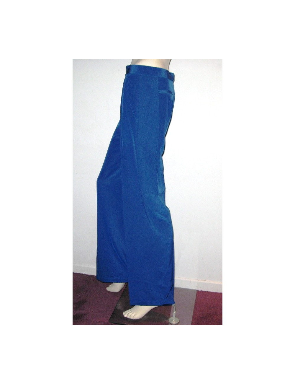 Pantalon carotte en soie bleue CELINE