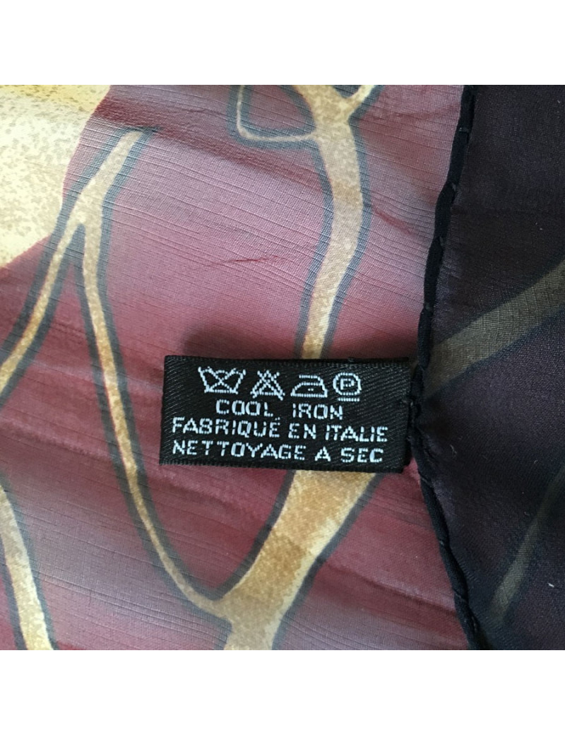 Carré de soie CELINE 