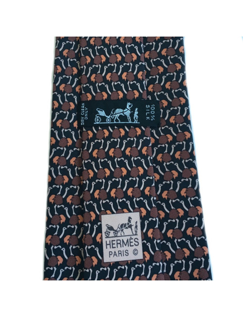 HERMÈS tie in black scarf on ground ostrich