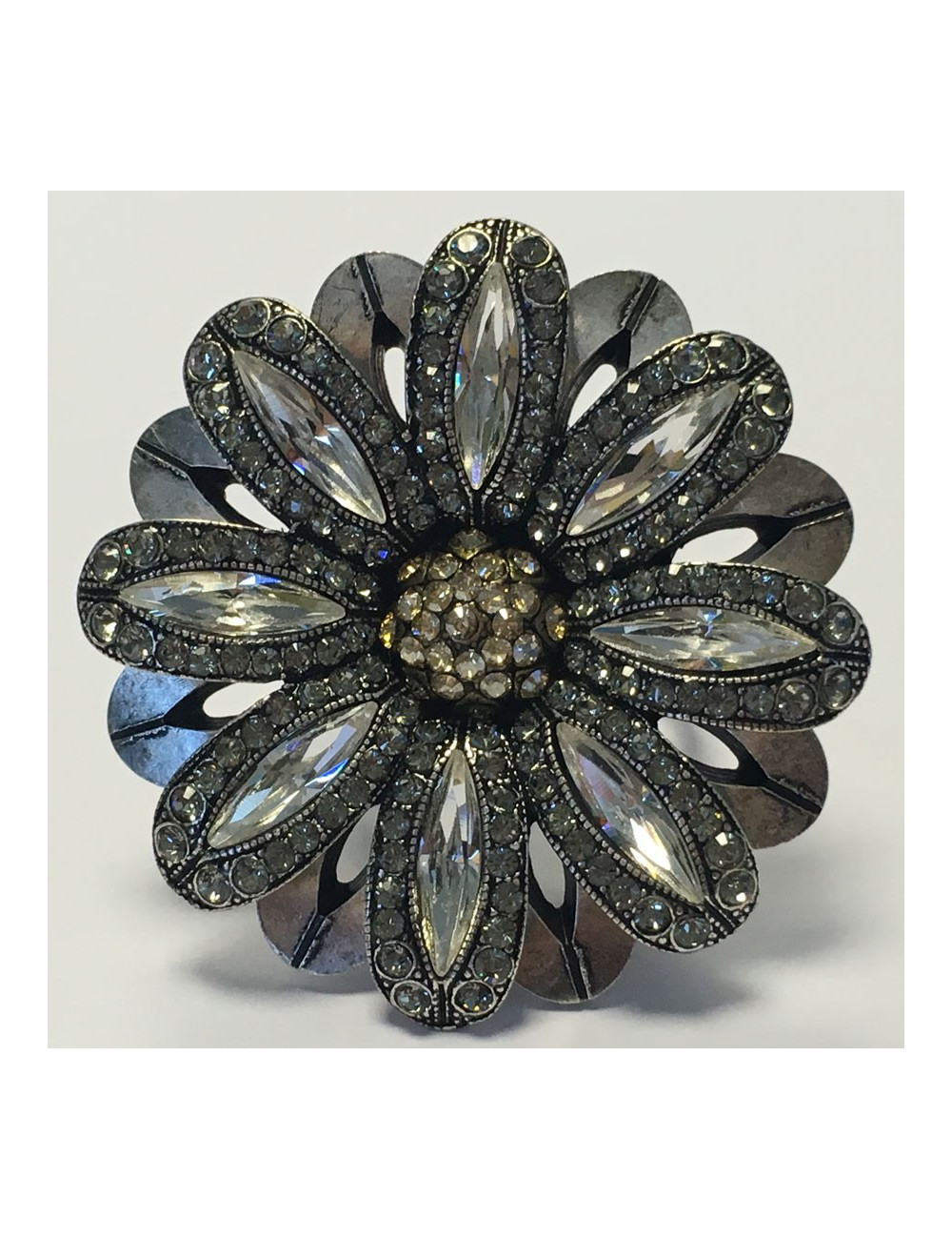 Ring Marguerite LANVIN T55 silver metal and rhinestones
