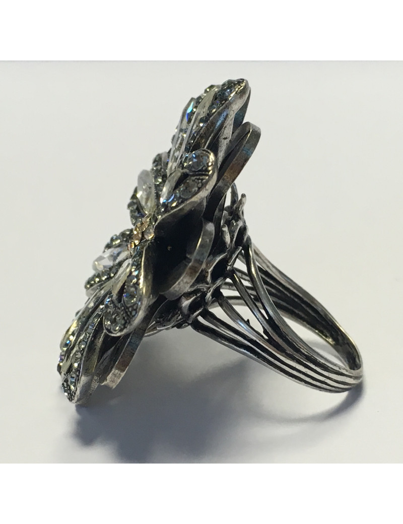 Ring Marguerite LANVIN T55 silver metal and rhinestones