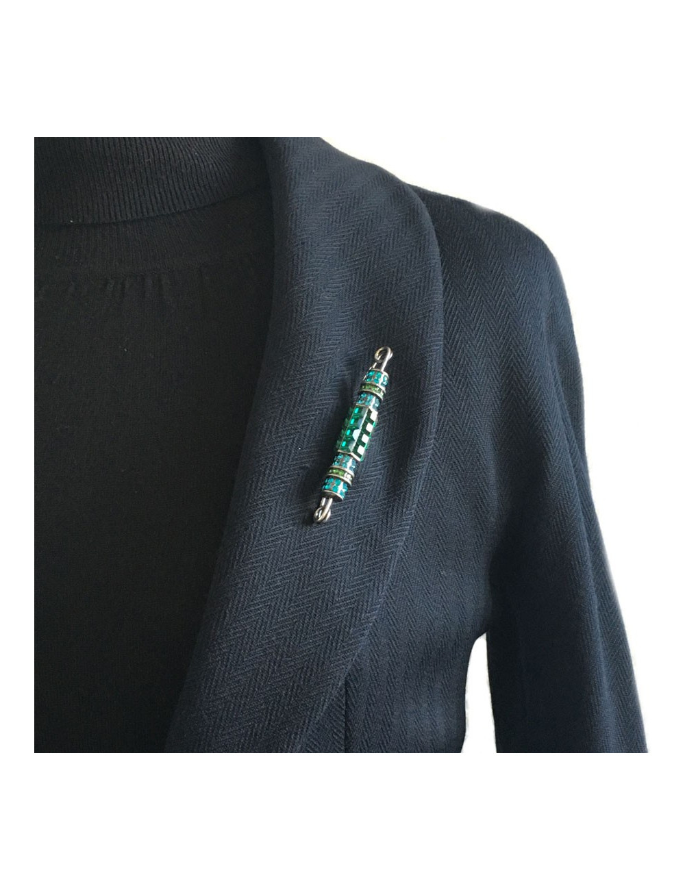 Broche épingle LANVIN en strass multicolores