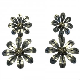  LANVIN flower pendant stud earrings in silver plated metal
