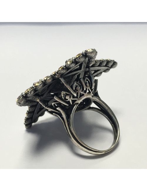 Bague LANVIN T55 étoile en métal argenté et strass blanc et or