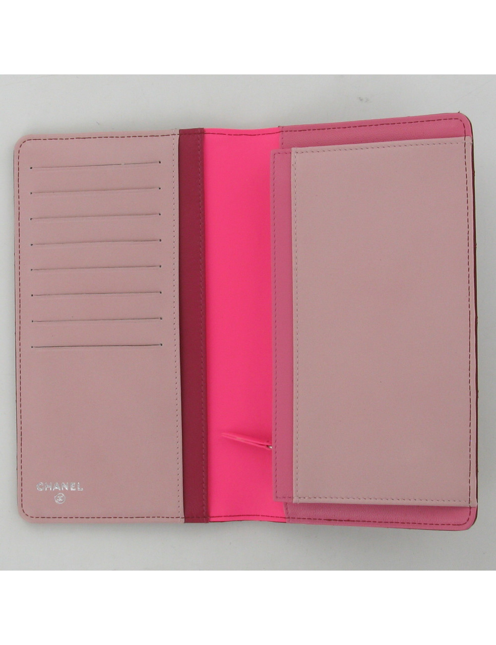 Portefeuille cuir verni bordeaux CHANEL