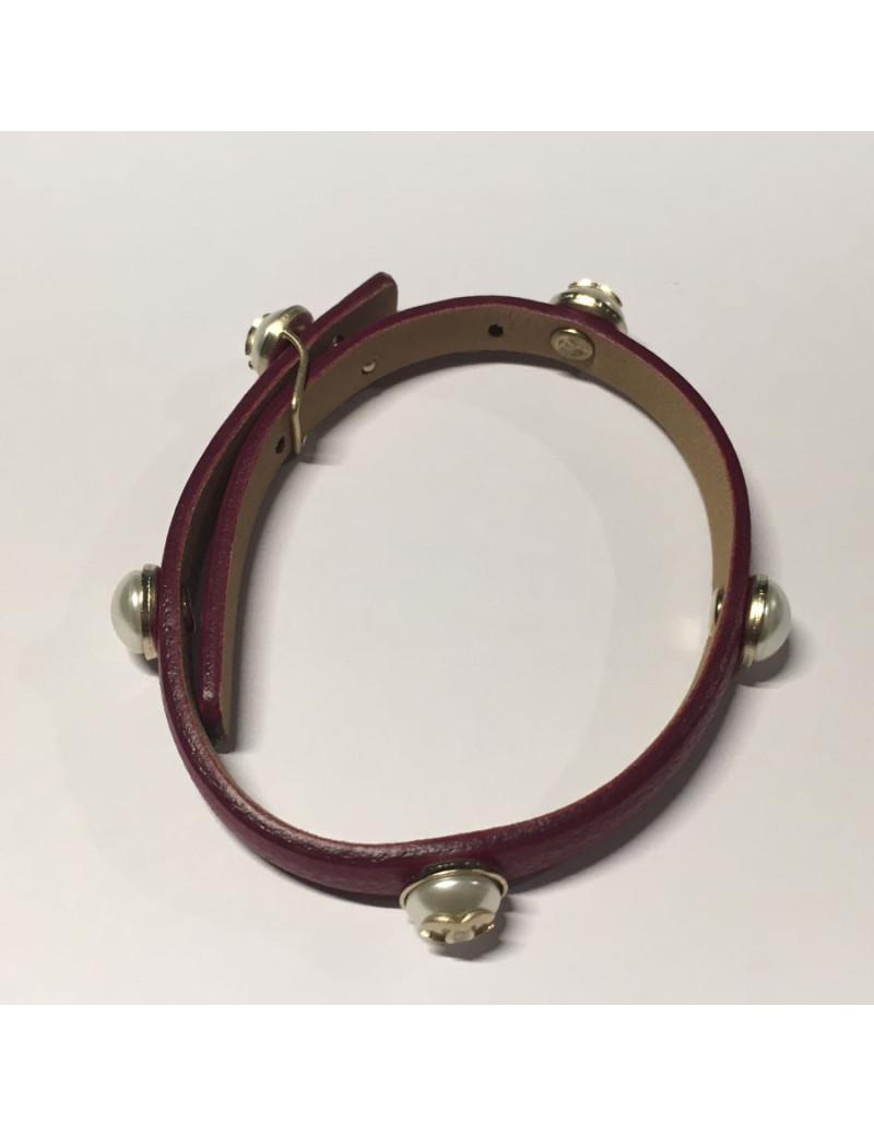 Fuchsia leather CHANEL bracelet and a half Pearly beads