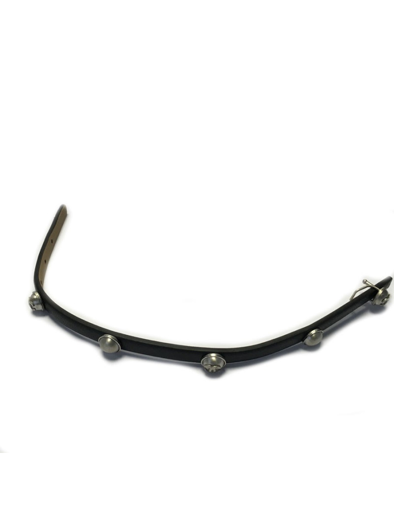 Bracelet CHANEL en cuir noir et CC sur demi perles grises