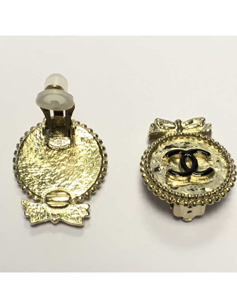 Earrings Clips CHANEL 'CC' gold & black enamel