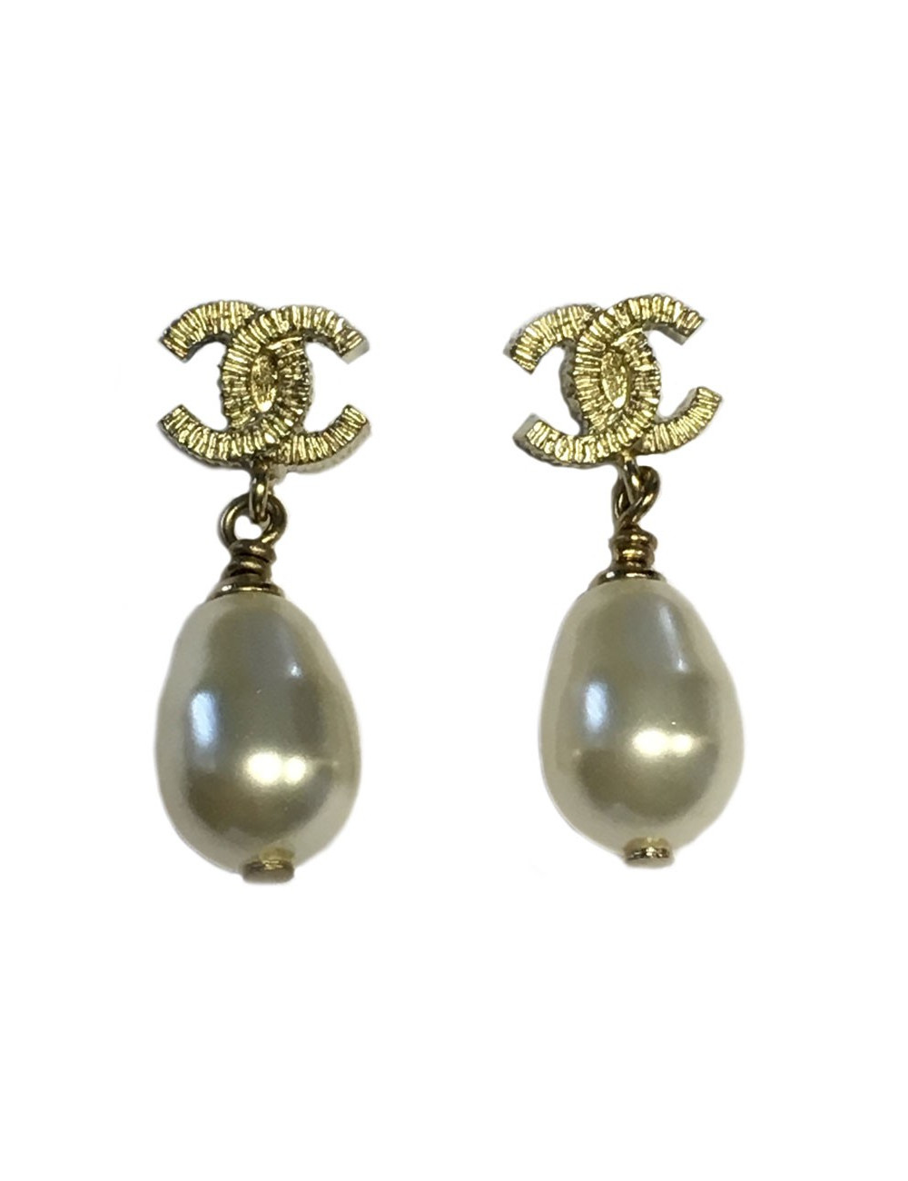 CHANEL Pearl oval Pearl ear studs