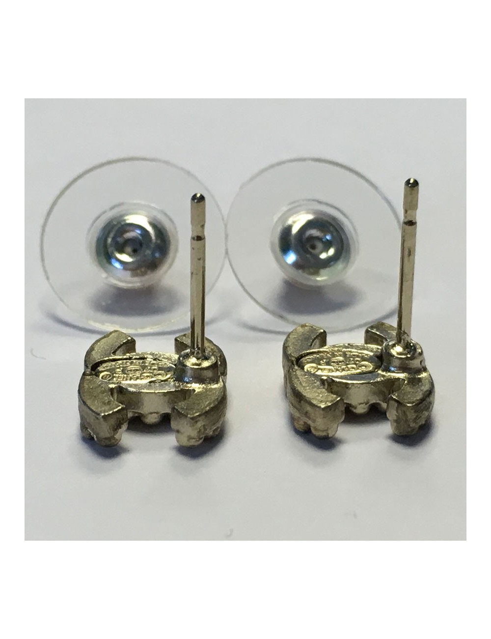 Boucles d'oreille CHANEL "CC" or pâle