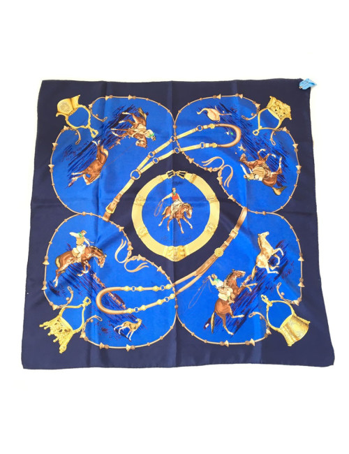 Carré HERMES "Pampa" en soie bleue nuit