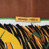 Carré HERMES "Cols Verts" en soie marron