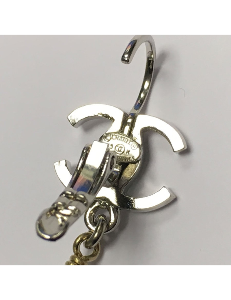 Nails earrings pendants CHANEL CC and transparent Pearl