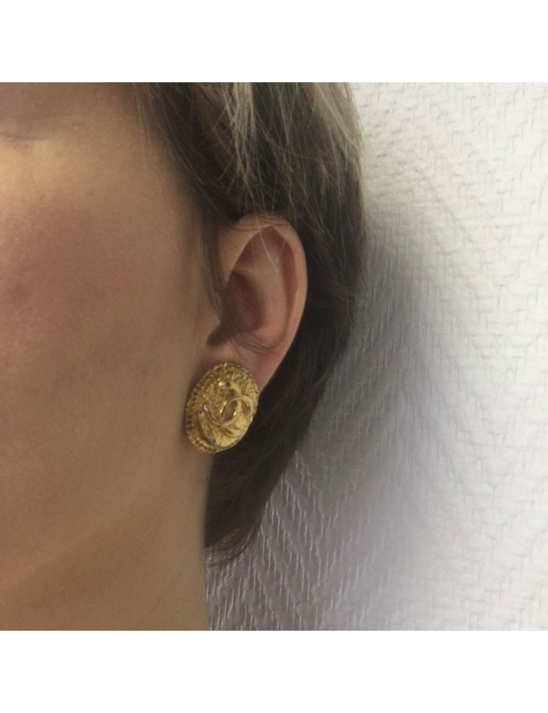 CHANEL vintage ear clips