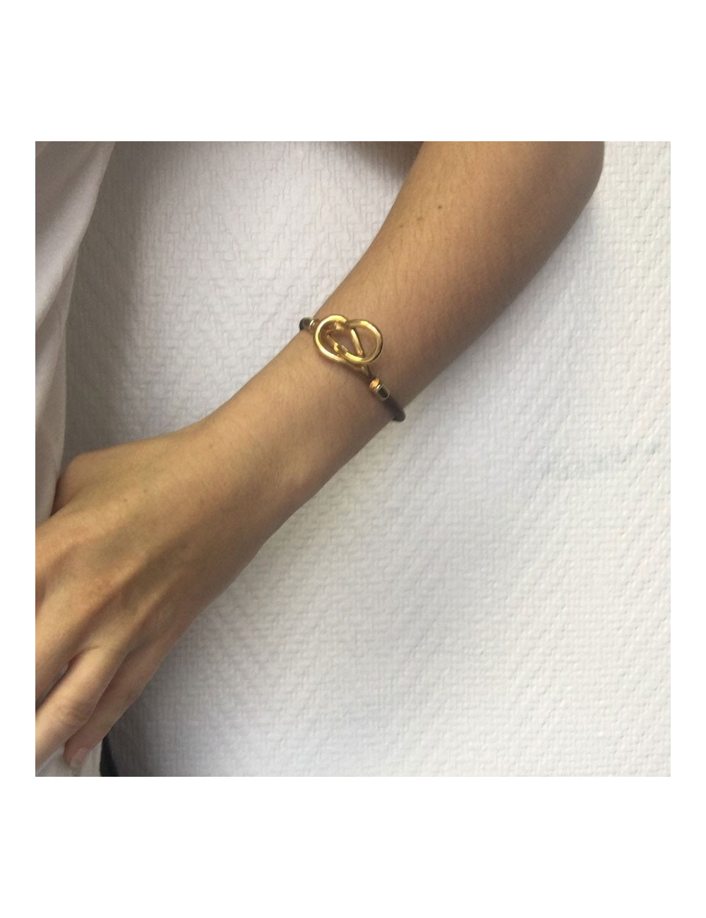 Jumbo HERMES leather bracelet