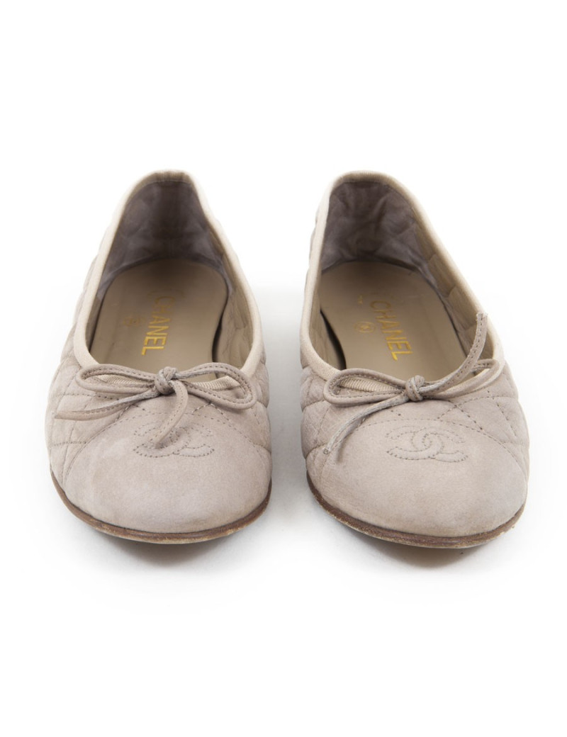 Ballet flats CHANEL T39.5 C beige nubuck leather