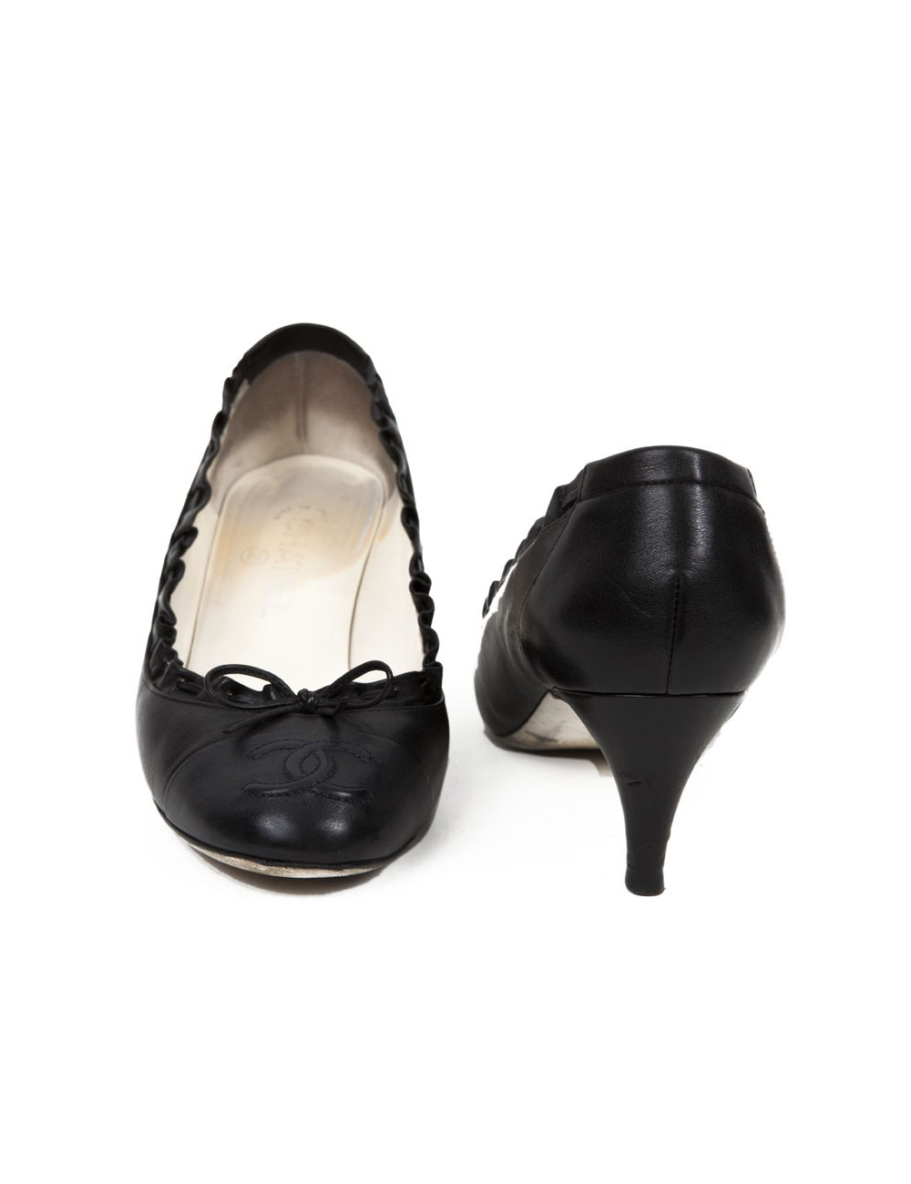 Escarpins CHANEL cuir noir T39