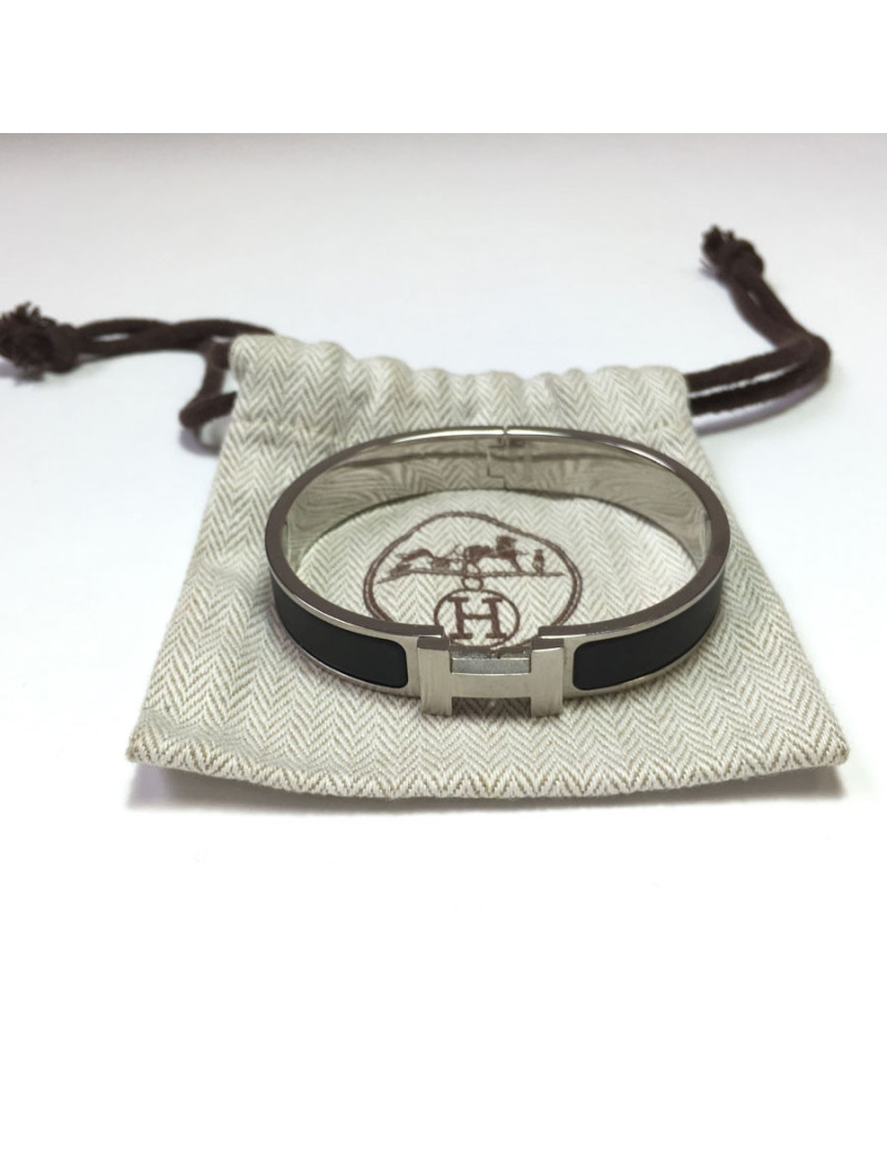 Bracelet clic H HERMES en émail noir mat et palladié mat brossé