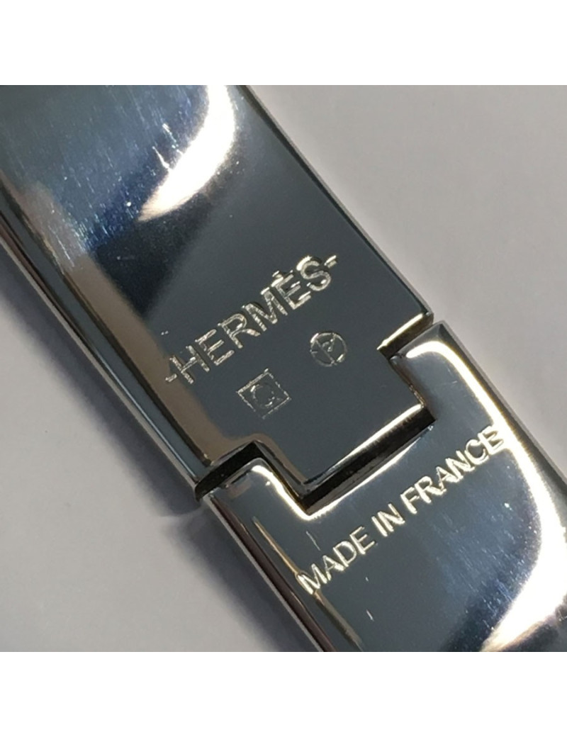 Bracelet clic H HERMES en émail noir mat et palladié mat brossé