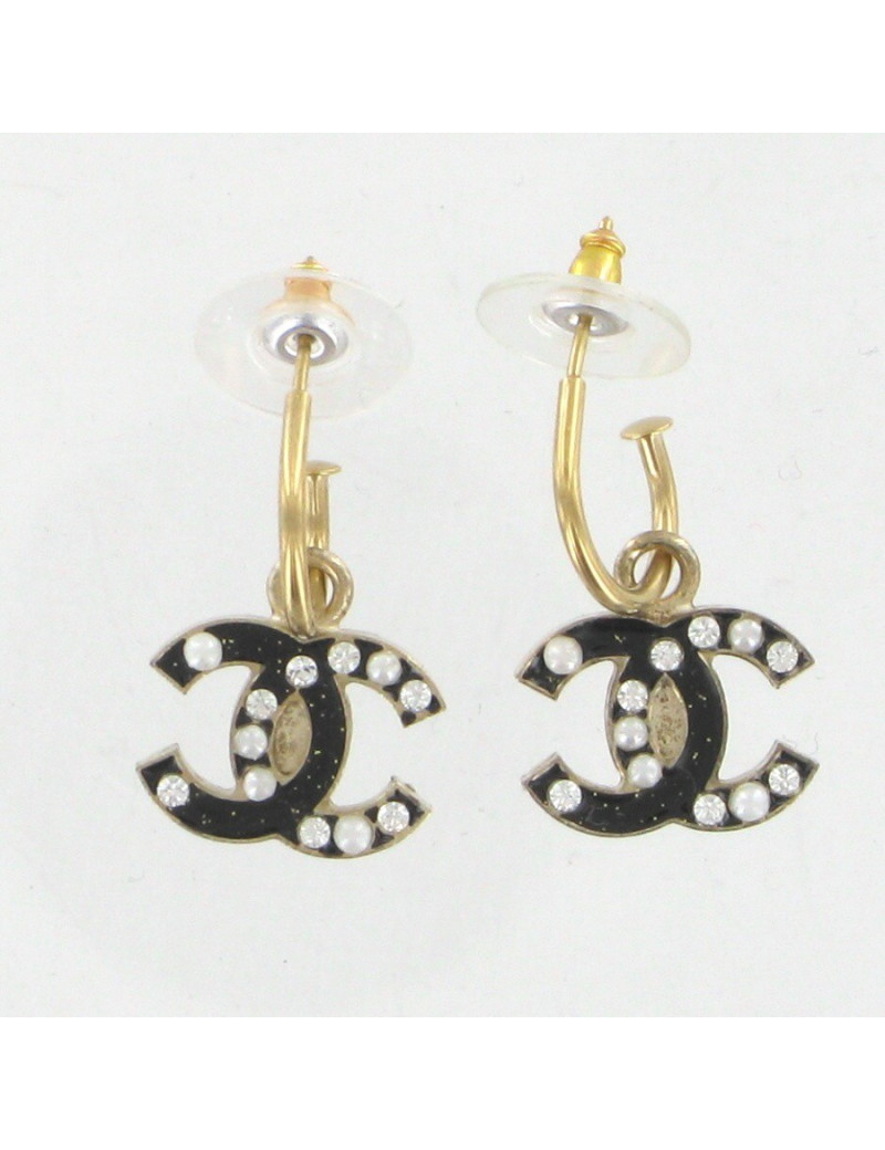 Clous d'oreilles CC émaillés noirs CHANEL
