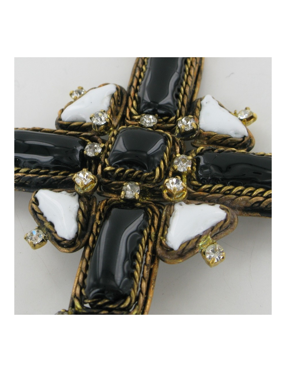 Collier croix collection "Légende" MARGUERITE DE VALOIS