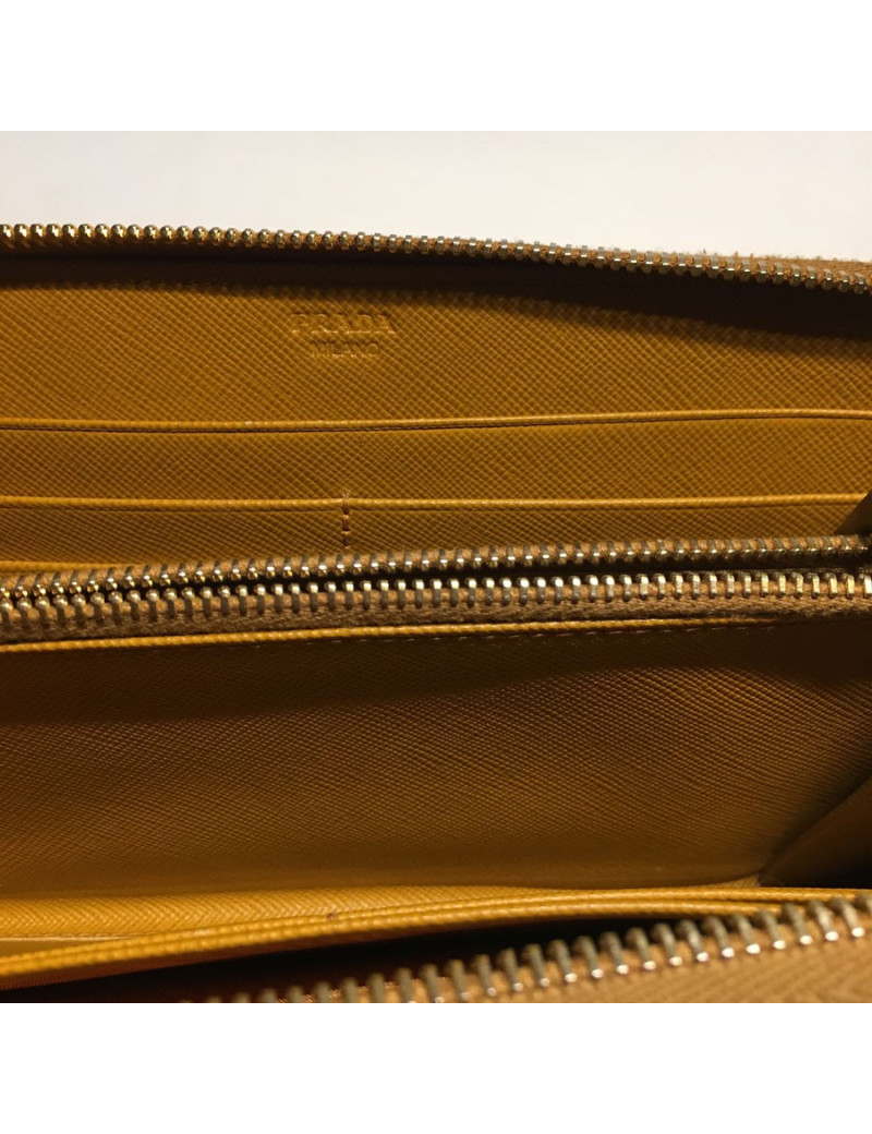 XXX Portefeuille PRADA cuir gold