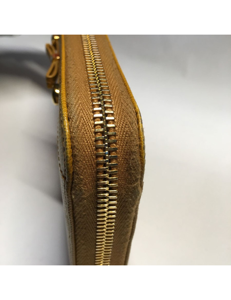 XXX Portefeuille PRADA cuir gold