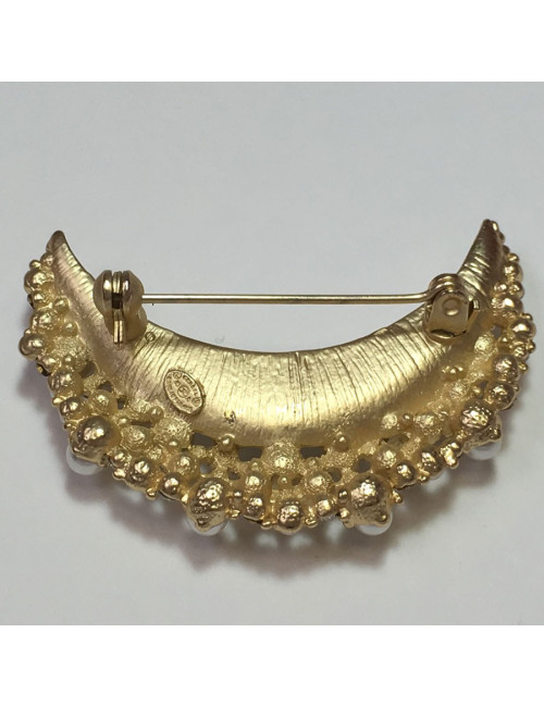 Broche CHANEL croissant de lune perles et strass