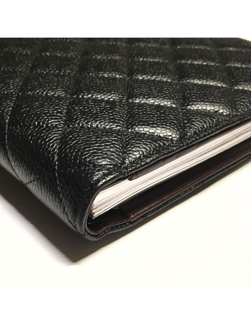 Porte agenda CHANEL en cuir matelassé noir