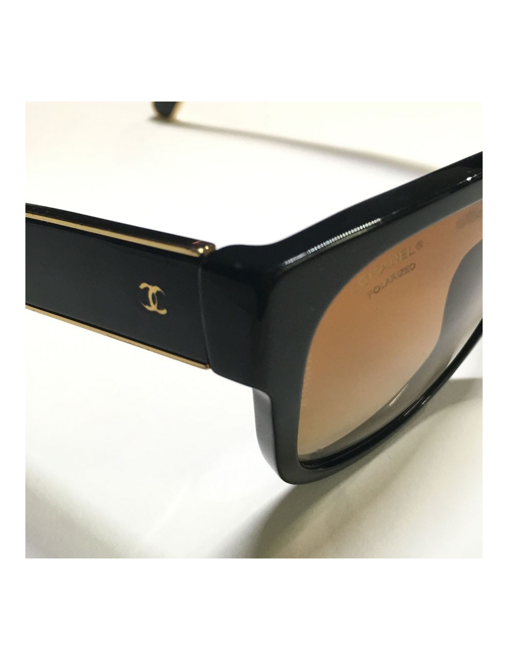 Lunettes de soleil CHANEL