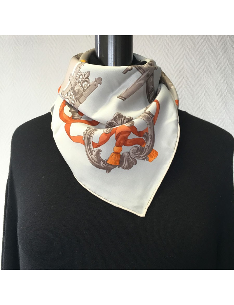 Hermès 'Ferronnerie' small scarf in gray and taupe silk