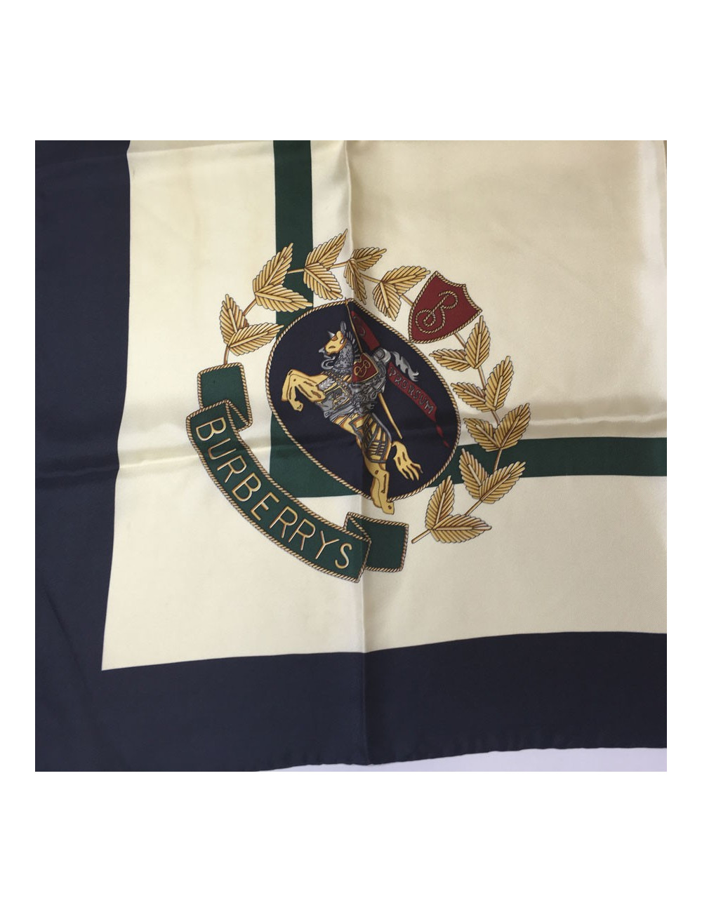 xxx Foulard BURBERRY en soie bleu marine, beige et vert