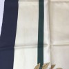 xxx Foulard BURBERRY en soie bleu marine, beige et vert