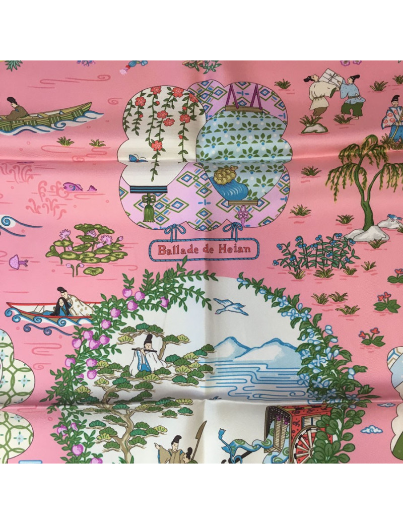 Carré HERMES  "Ballade de Heian" en soie multicolore