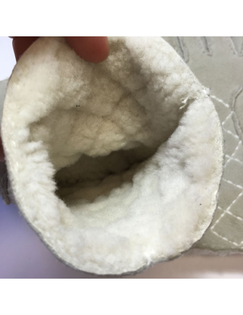 CHANEL gloves Shearling size 6.5