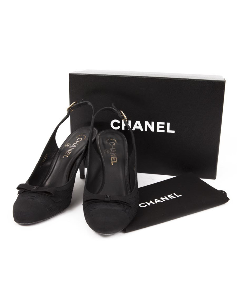 Escarpins CHANEL satin T39