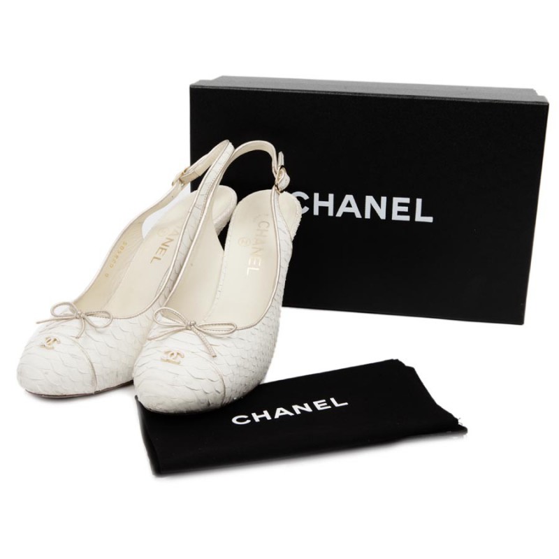 Shoes CHANEL T 39 in off white python - VALOIS VINTAGE PARIS