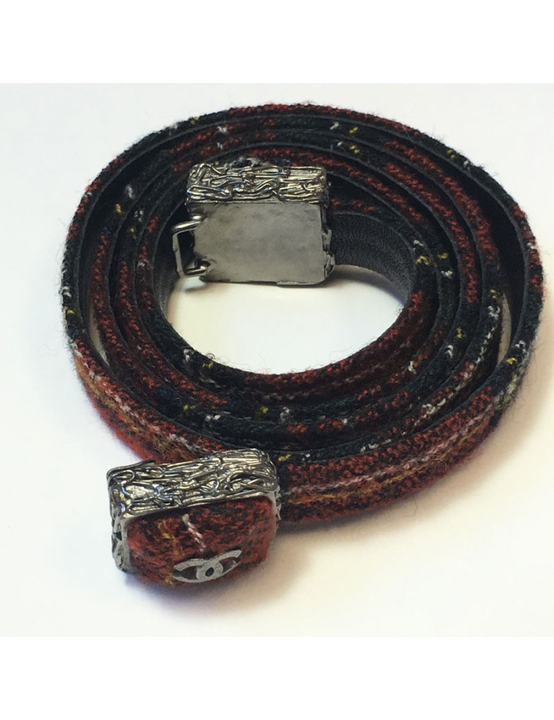xxx Ceinture "Paris-Edimbourg" CHANEL en tissu écossais rouge