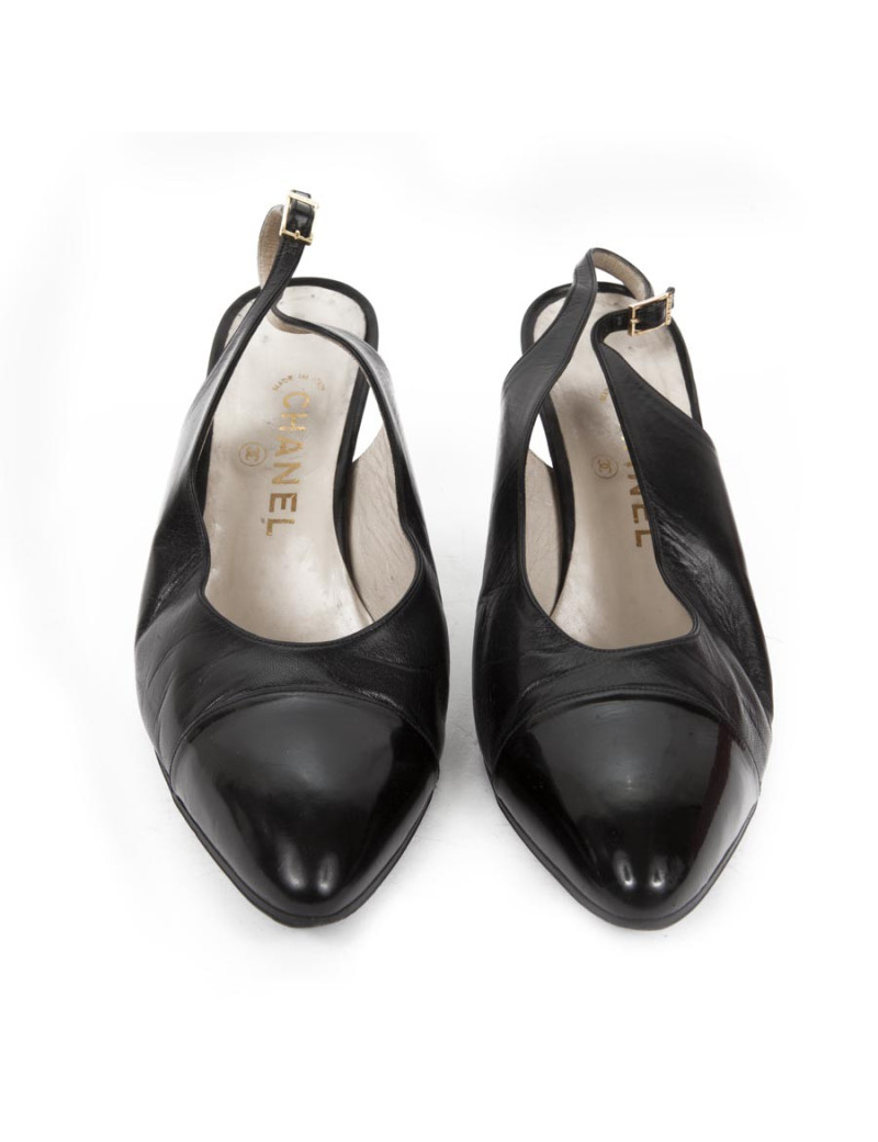 Sandals CHANEL T 9.5 (40.5) black lambskin