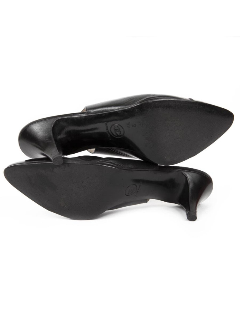 Sandals CHANEL T 9.5 (40.5) black lambskin