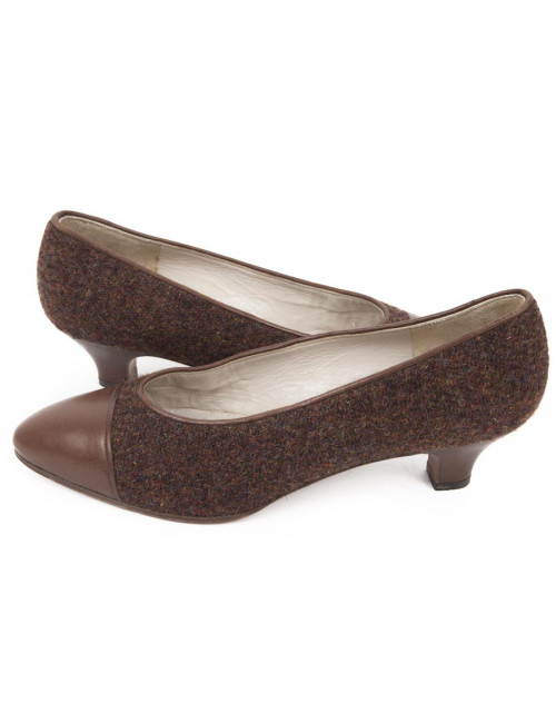 Escarpins CHANEL T 35.5 tweed et cuir 