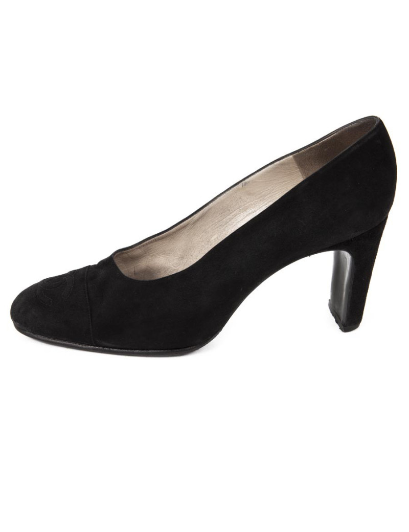 CHANEL T 39 Black Suede pumps