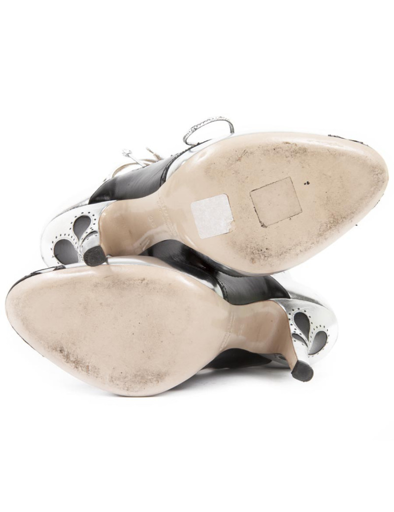 MIU MIU t 36 silver and black leather Court shoes