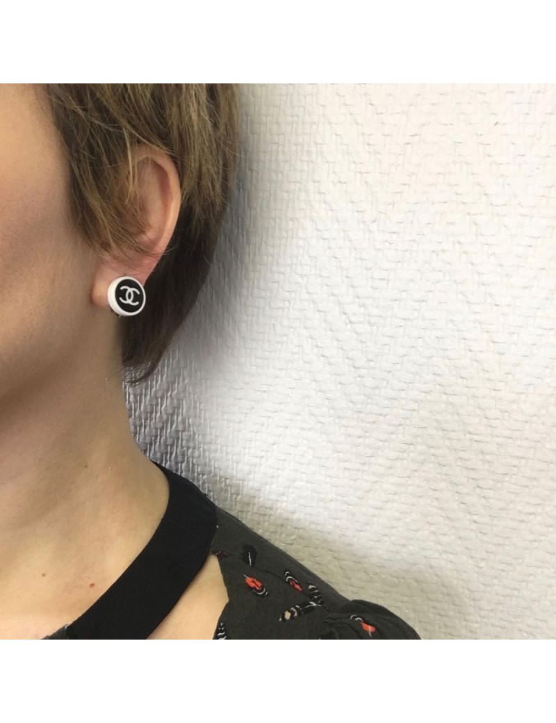 xxx Boucles d'oreille clips CHANEL bicolores
