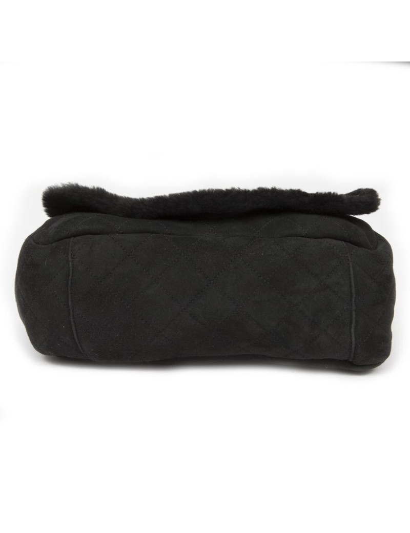 CHANEL black Shearling and golden chain bag 