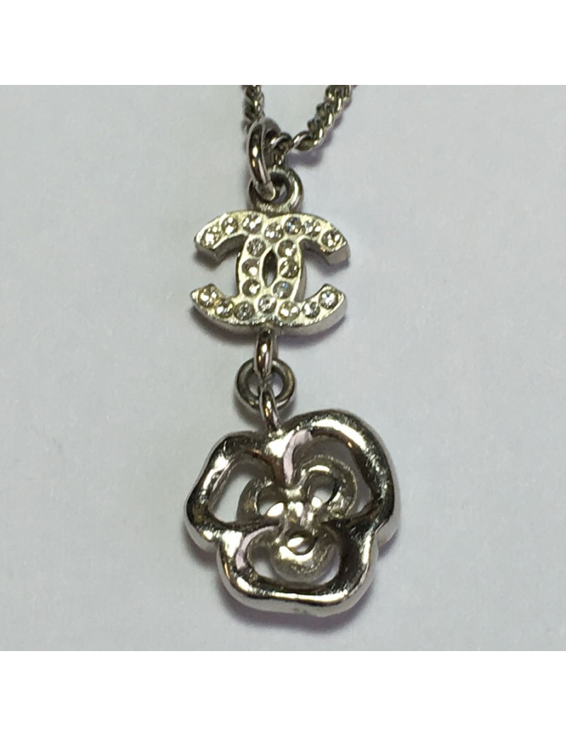 CHANEL necklace in silver metal and rhinestones