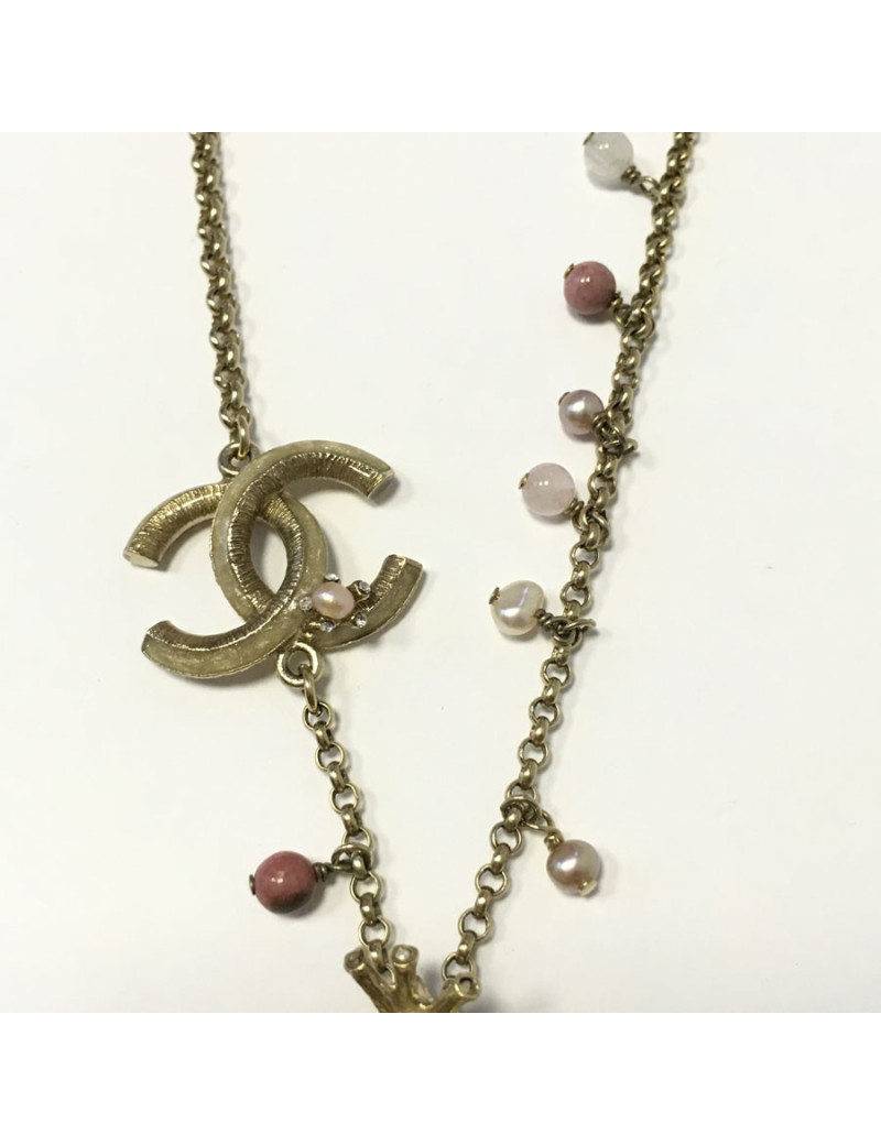 CHANEL necklace in gold metal and flower pendant