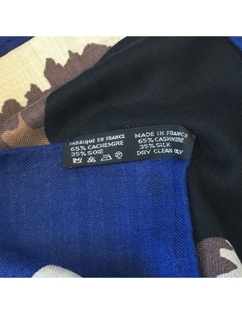 xxx Châle HERMES en cachemire et soie