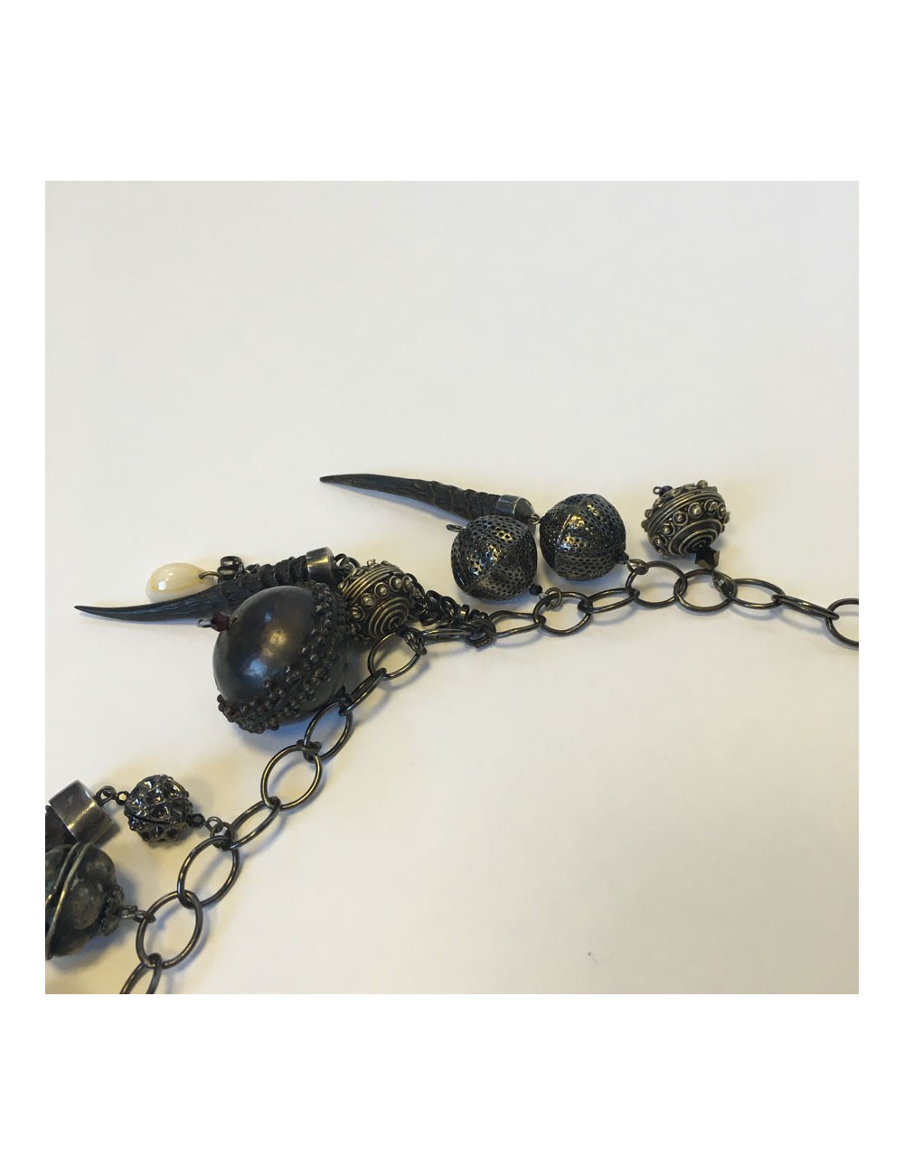 xxx Sautoir ELIE SAAB en métal argenté vieilli